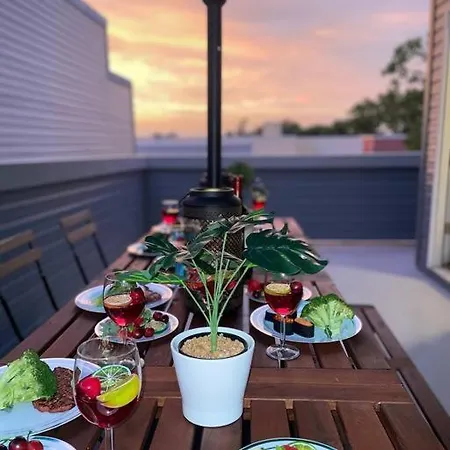 The Rooftop Oasis Philadelphia Exterior photo
