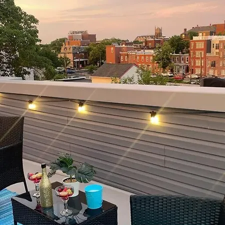 The Rooftop Oasis Philadelphia Exterior photo
