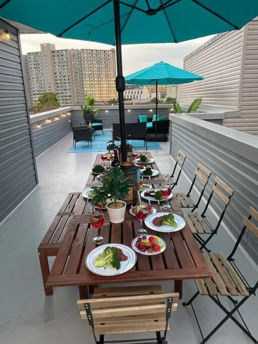 The Rooftop Oasis * Philadelphia